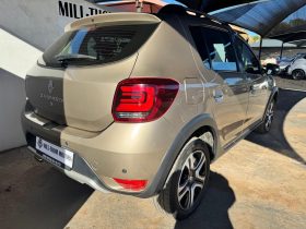 2018 RENAULT SANDERO 900T STEPWAY