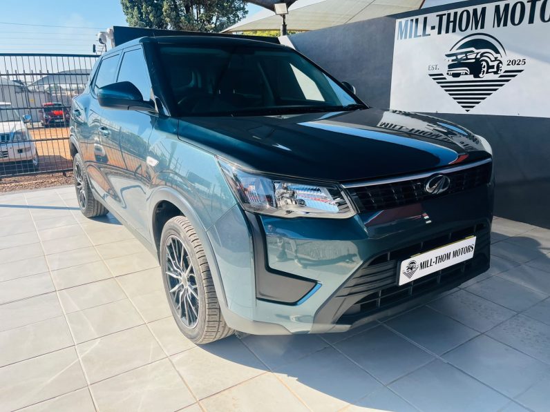 2020 MAHINDRA XUV300 1.5D (W4)