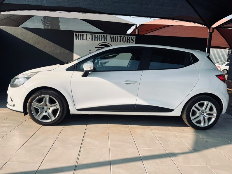 2020 RENAULT CLIO IV 900 T EXPRESSION 5DR