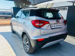 2019 MAHINDRA XUV300 1.5D (W8)