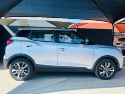 2019 MAHINDRA XUV300 1.5D (W8)